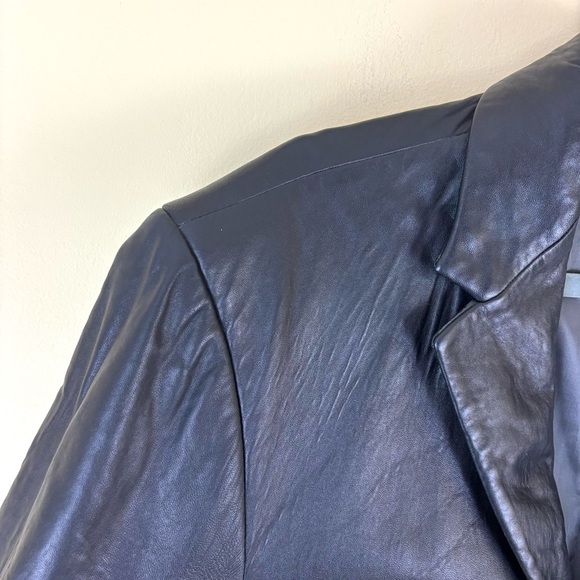 Kenneth Cole Black “70’s” 3 Button Double Vent Classic Leather Blazer Size (L) - Picture 5 of 16